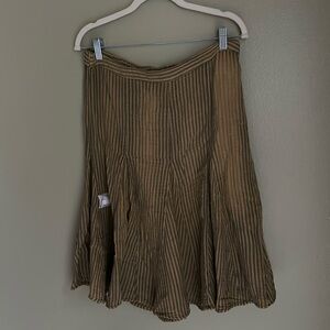 Fun striped mid length skirt!